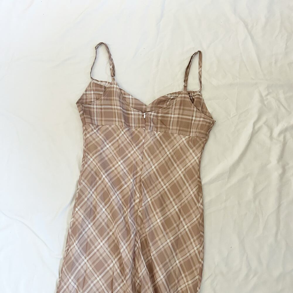 neutral/tan plaid print midi dress - Picture 3 of 8